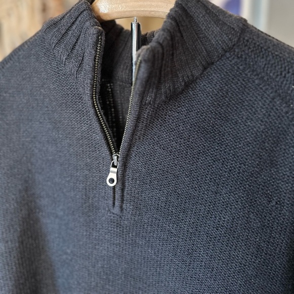 Eddie Bauer 100% Marino Wool Black Quarter Zip Sweater - Picture 6 of 9